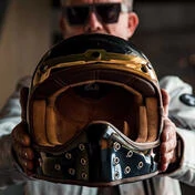 BY CITY The Rock R.22.06 Full Face Helmet Черный