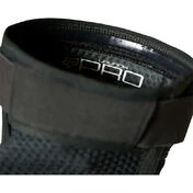 FOX RACING MX Launch Pro D3O® knee guards Черный