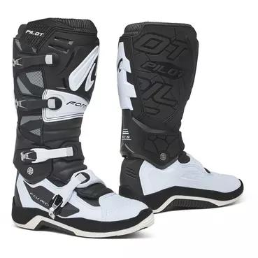 Moto Cross мотоботинки Enduro MX Forma PILOT Black White